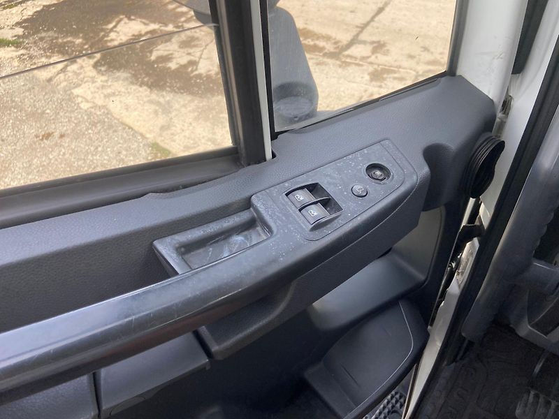 Iveco Eurocargo (2012) ML120E22, Euro 5, čelo - fotka 15 z 20