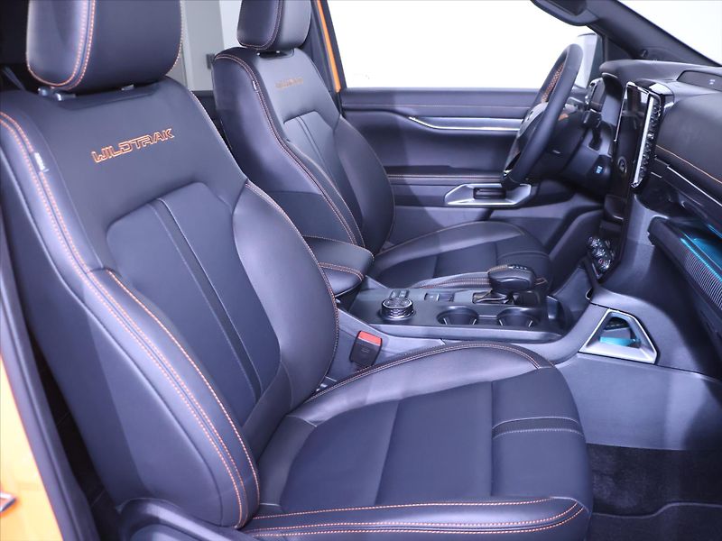 Ford Ranger 3,0 V6 Double Cab Wildtrak DPH - fotka 14 z 54