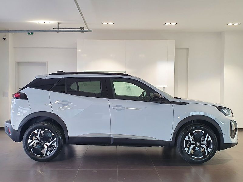 Peugeot 2008 (2026) ALLURE 1.2 TURBO 100k MAN6 - fotka 7 z 17