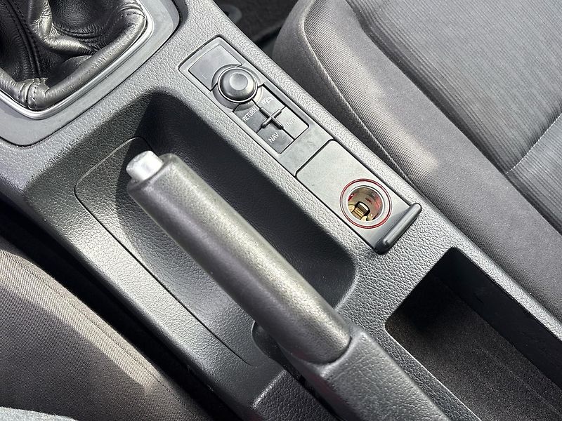 Audi A4 (2006)  2.0 TDI Avant - fotka 17 z 19