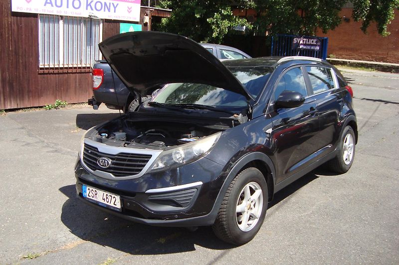 Kia Sportage (2010) 1.6 GDi, 99 kW,ČR,Servisní kn. - fotka 14 z 67