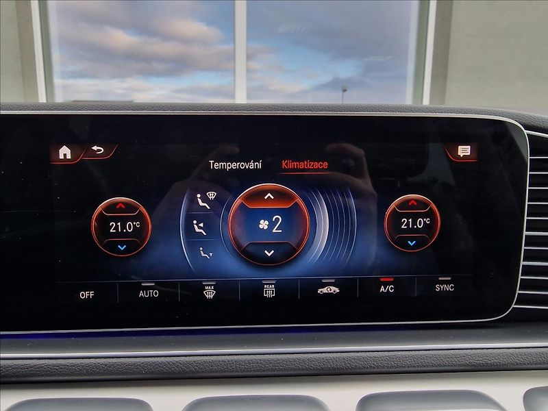 Mercedes-Benz GLE 350e 4Matic,původ ČR,1.Maj. - fotka 35 z 50