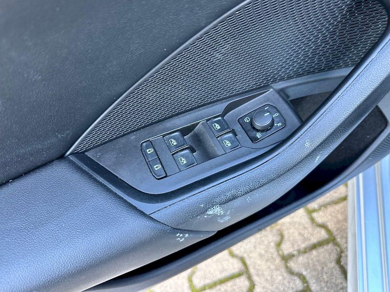 Škoda Octavia (2022) 2.0 TDI 85kW Style Combi - fotka 9 z 22