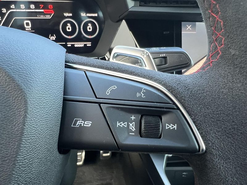 Audi RS 3 (2024) 2,5 TFSI Quattro 294KW - fotka 21 z 37