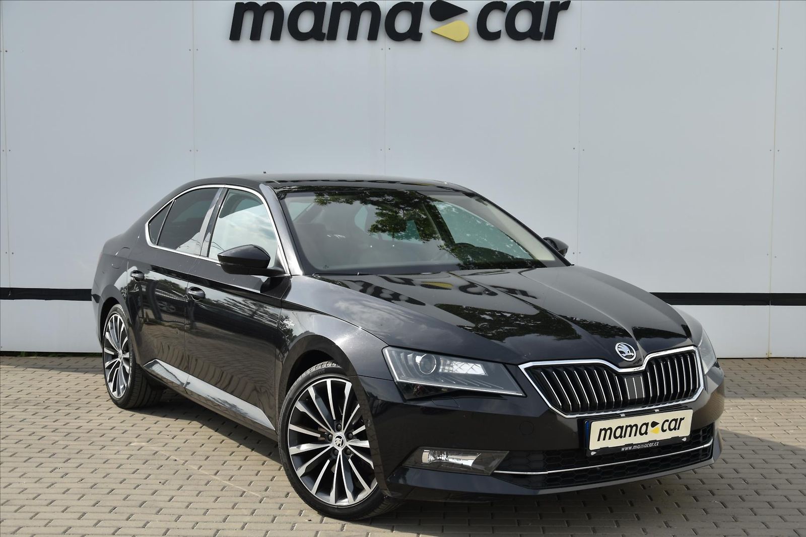 Škoda Superb 2.0TSi 206kW 4x4 L&K ACC TAŽNÉ