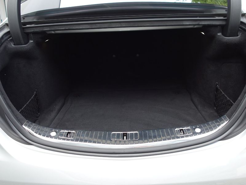 Mercedes-Benz Třídy S (2014) S63*AMG*25000KM!!*CARBON*TOP!! - fotka 49 z 50