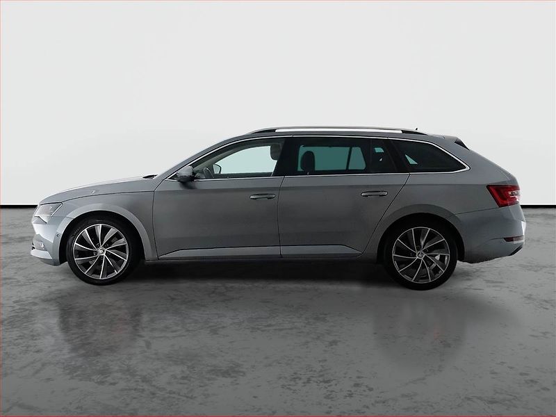 Škoda Superb (2018) Laurin&Klement 2.0 TDI, 4X4 - fotka 3 z 17