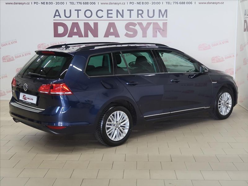 Volkswagen Golf 1,4 TSI 1.majitel - fotka 4 z 33