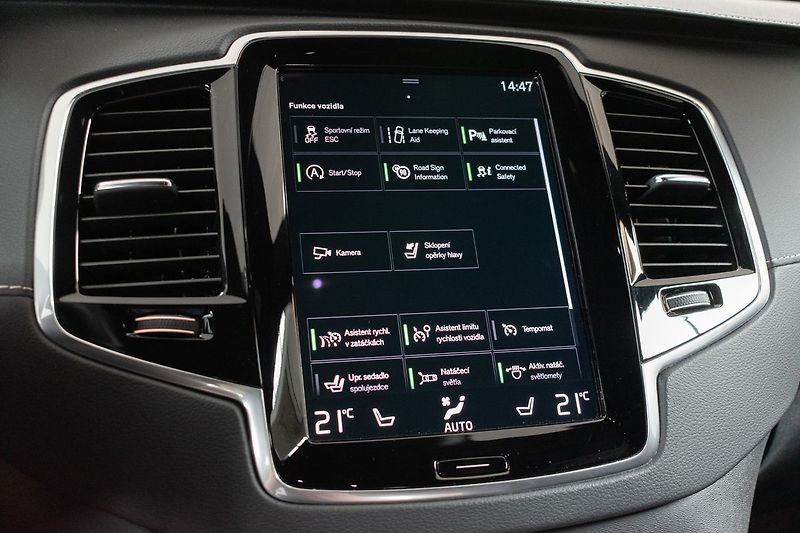 Volvo XC90 B5 AWD R-DESIGN*POLESTAR CHIP* - fotka 27 z 46