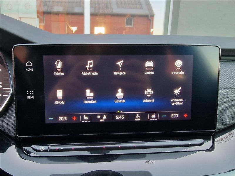 Škoda Octavia 1.4 TSI iV 150kW DSG Style,ČR - fotka 25 z 48
