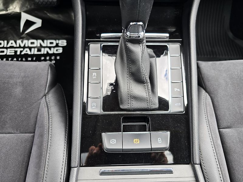 Škoda Superb 140KW DSG WEBASTO PANORAMA  - fotka 25 z 35