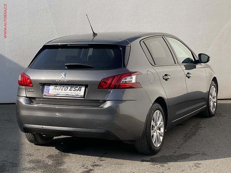 Peugeot 308 (2016) 1.2PT, Style, navi - fotka 4 z 19