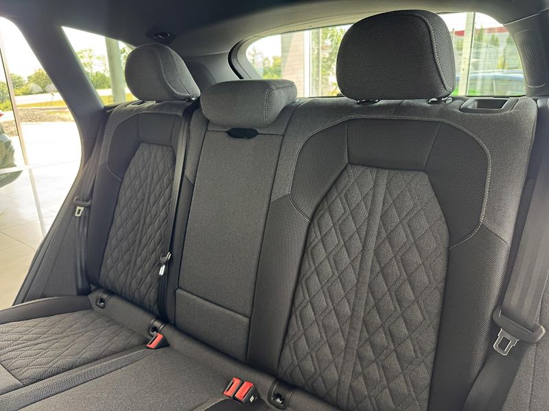 Audi Q5 TDI Quattro*S-LINE*360*KeyLess - fotka 15 z 40