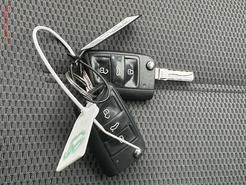 Volkswagen Golf (2013) 1.2TSI, Klima - fotka 18 z 18