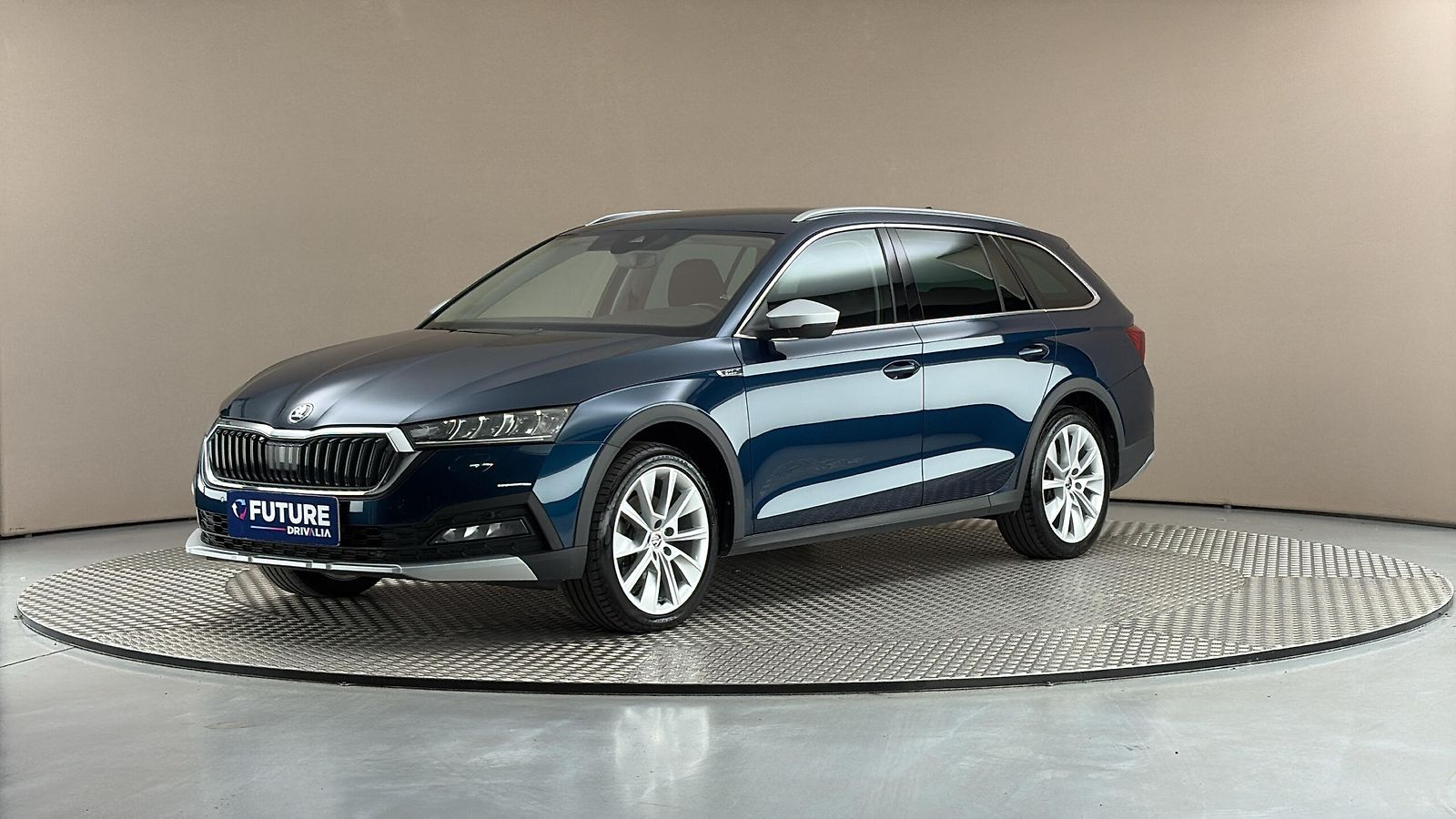 Škoda Octavia 2.0 TDI DSG 4x4 Scout Combi