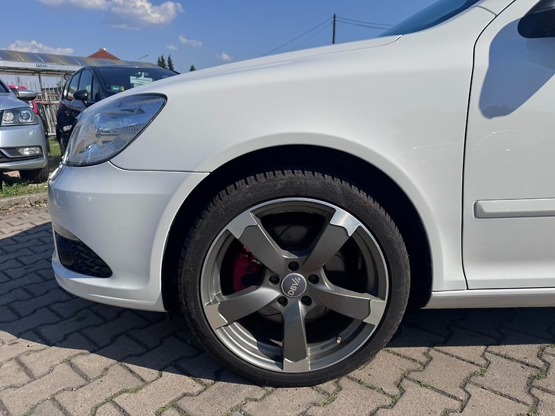 Škoda Octavia (2010) RS DSG 2,0 TSI 147 KW STK - fotka 13 z 50