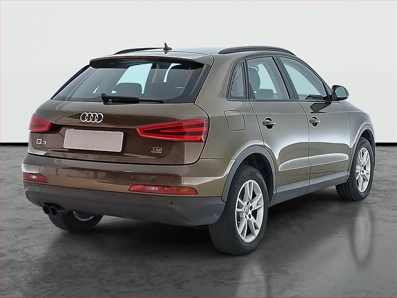 Audi Q3 (2013) 2.0 TDI, 4X4, Automat, Navi - fotka 5 z 16