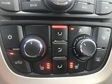 Opel Astra 1.4i 74 KW,KLIMA ,TEMPOMAT.... - náhled 16