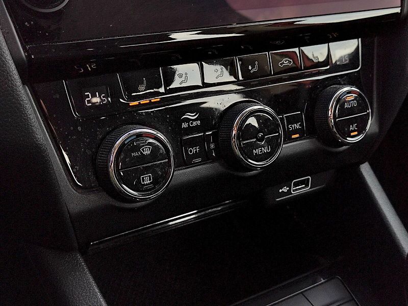 Škoda Octavia (2017) Style 1,6 Tdi 85 Kw - fotka 19 z 35