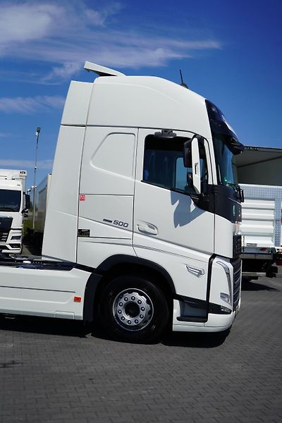 Volvo FH (2022) 500 / XL / EURO 6 / ACC / PEŁN - fotka 30 z 49