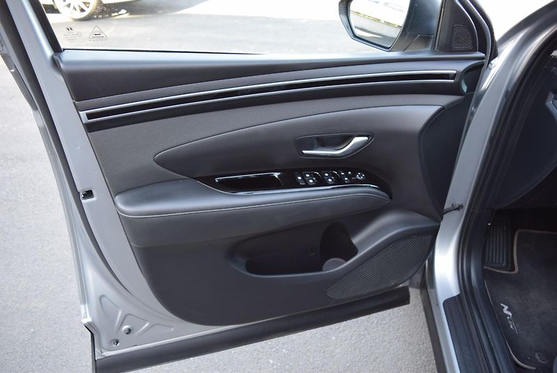 Hyundai Tucson (2024) 1.6T-GDi 110kw MHEV 48V STYLE  - fotka 18 z 47