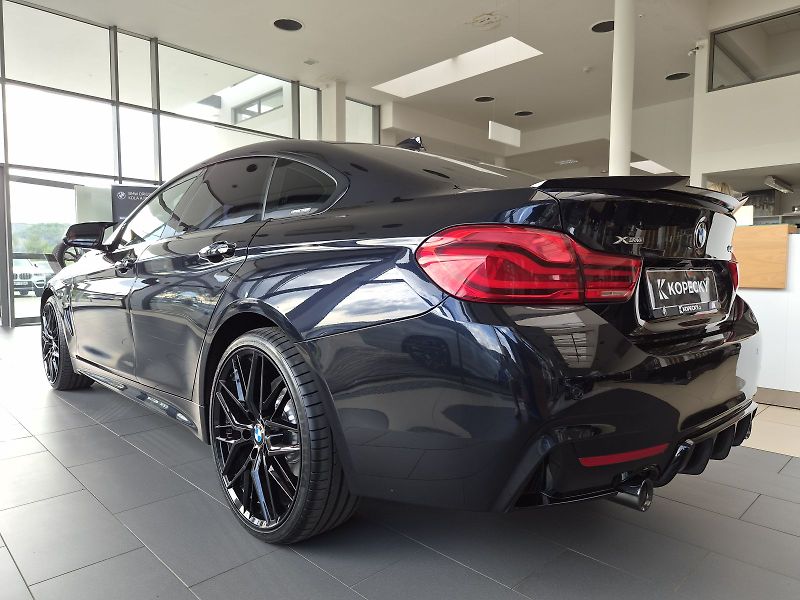 BMW Řada 4 440i xDrive - fotka 5 z 28