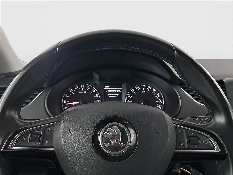 Škoda Octavia (2016) Ambition 1.6 TDI, Tempomat - fotka 16 z 16