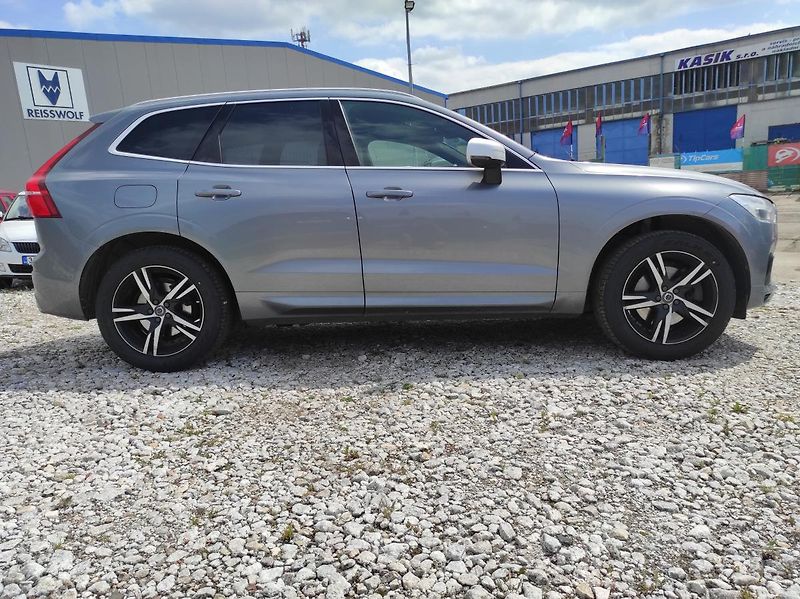 Volvo XC60 - fotka 7 z 18