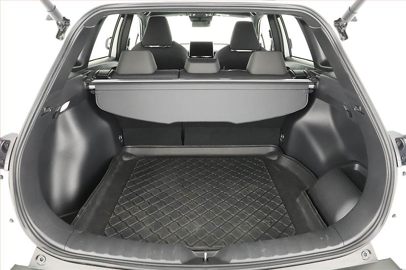 Toyota Corolla Cross (2024) 2.0 Hybrid 2WD - fotka 19 z 20