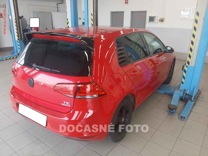 Volkswagen Golf (2013) 1.4 TSi, ČR, Comfortline - fotka 2 z 3