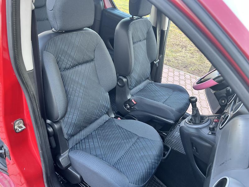 Peugeot Partner Tepee 1.6HDI 55KW,KLIMA,ŠOUPAČKY,TZ - fotka 19 z 35