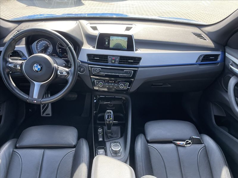 BMW X1 2,0 d 140kw M-Paket X-drive CZ - fotka 13 z 38