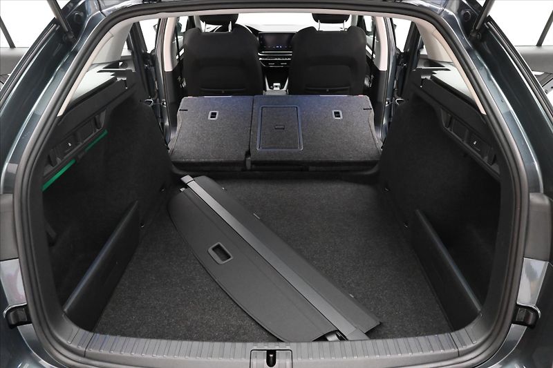 Škoda Octavia 2,0 TDI 110 KW DSG STYLE Záruk - fotka 11 z 31