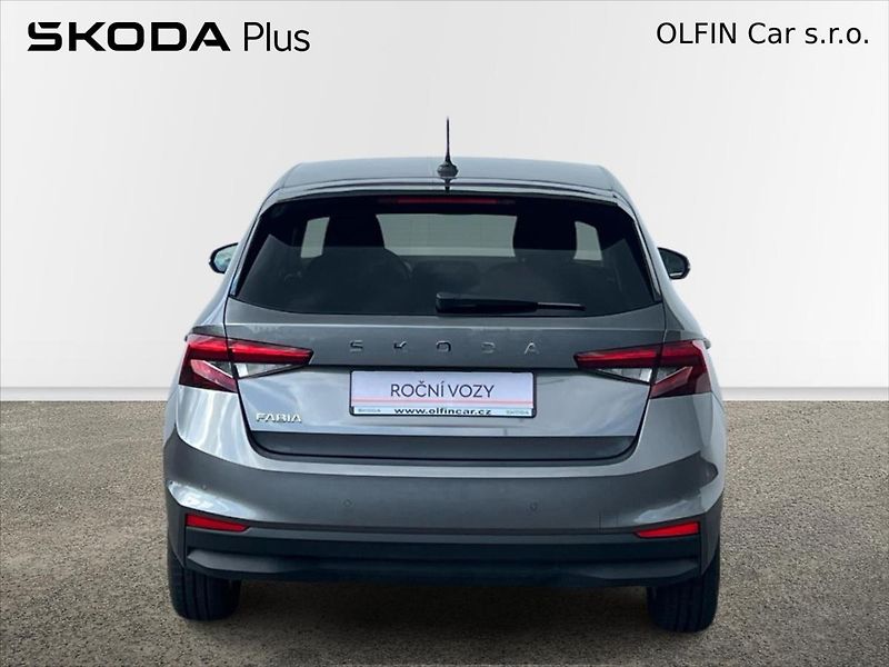 Škoda Fabia 1,0 TSi 85kW TOP SELECTION  IV - fotka 9 z 24