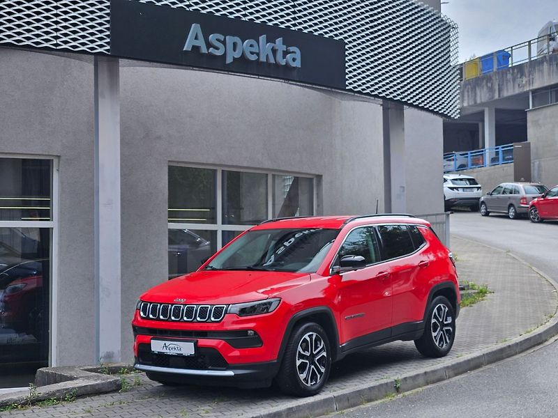 Jeep Compass 1.3 T4 96kw, Limited, 1.maj. - fotografie inzerátu