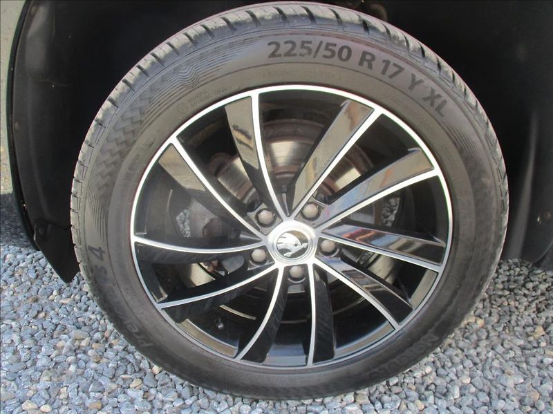 Škoda Yeti 1,4 TSI, MonteCarlo, servis, - fotka 31 z 42
