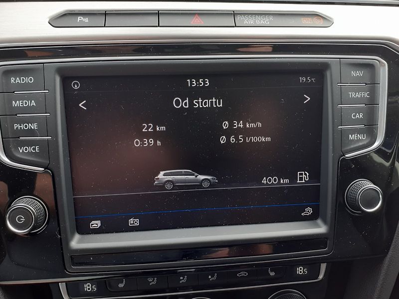 Volkswagen Passat Variant (2016) 1.4 TSi 110 Kw Highline - fotka 13 z 41