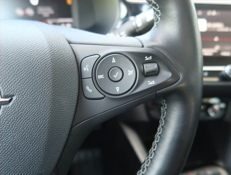 Opel Corsa (2021) Edition 50 kWh, SoH 91% - fotka 19 z 19