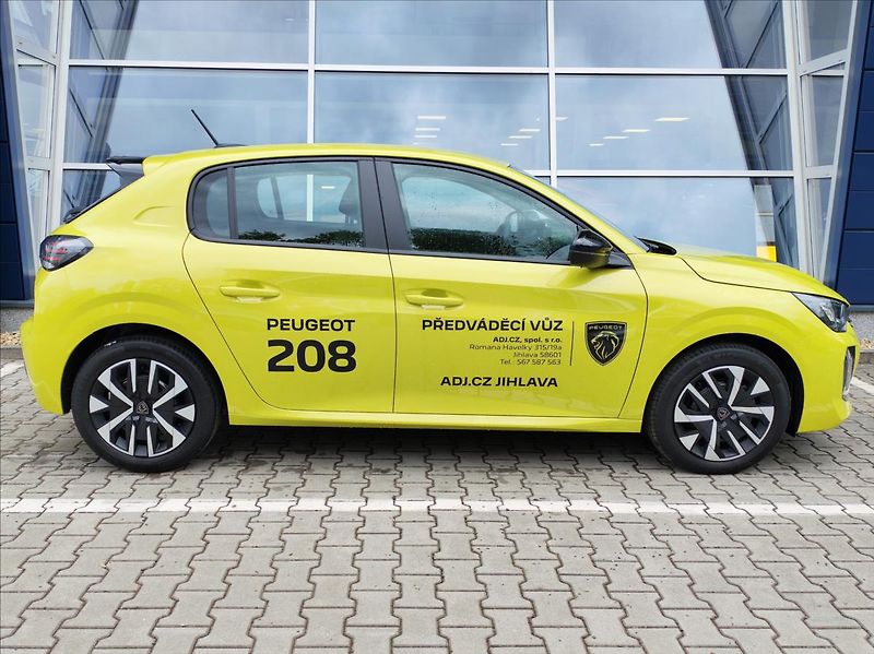 Peugeot 208 1,2 208 Style Hybrid 110 e_DCS - fotka 4 z 15