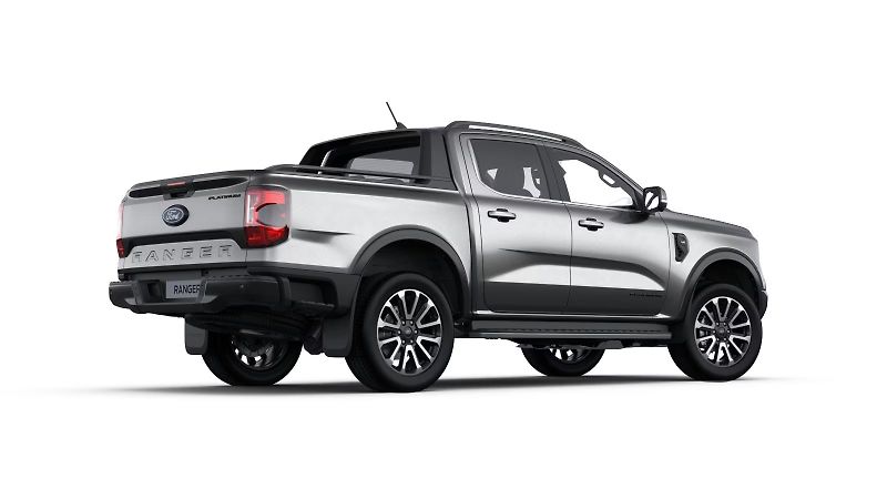 Ford Ranger (2026) Platinum, Dvojkabina, 3.0 EcoB - fotka 4 z 9