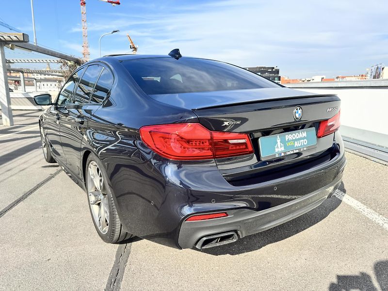 BMW Řada 5 M550i xDrive nez.topení  - fotka 5 z 34