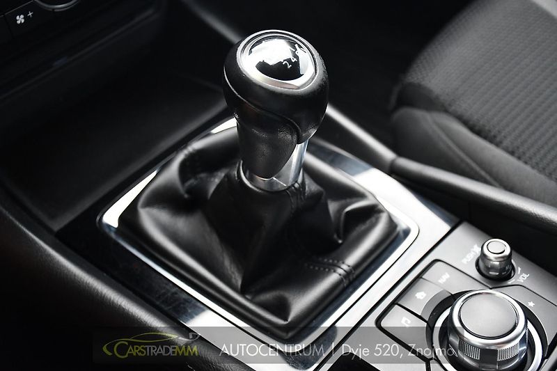 Mazda 3 2.0 SkyActiv-G120 REVOLUTION - fotka 34 z 52