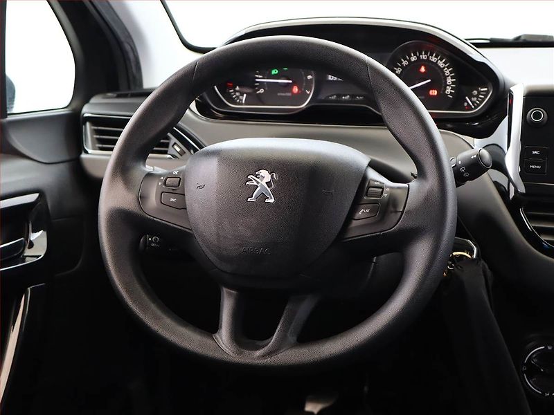 Peugeot 208 (2017) 1.2 PureTech, ČR,1.maj - fotka 13 z 15