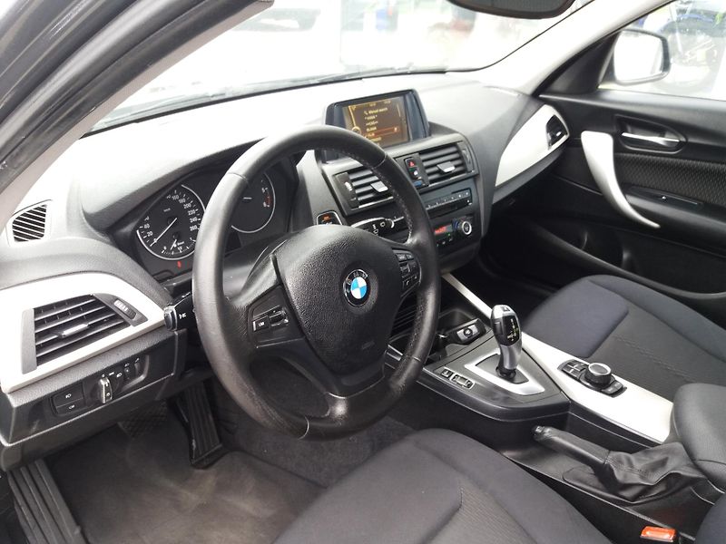 BMW Řada 1 118d,2.0D 105kW,AUTOMAT!! - fotka 9 z 27