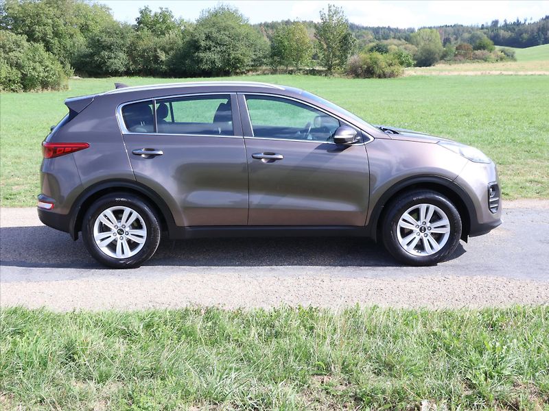 Kia Sportage 1,7 CRDi 85kW CZ Aut.klima - fotka 8 z 30