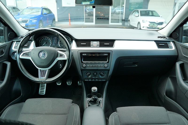 Škoda Rapid - fotka 6 z 6