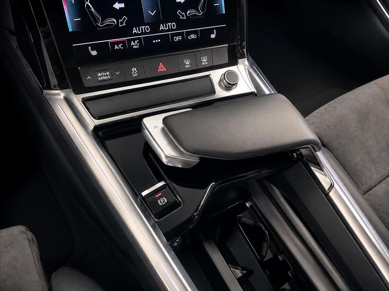 Audi e-tron 50 Quattro Proline Limited - fotka 8 z 9