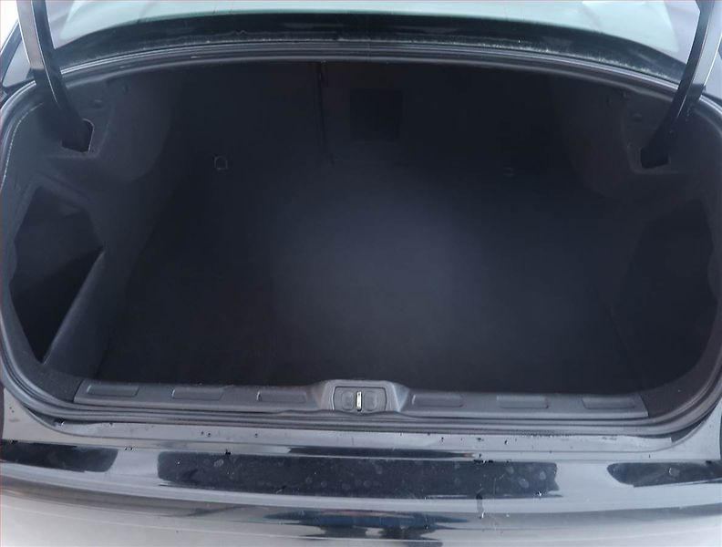 Citroën C5 (2014) 1.6 HDi, nová STK, slušný stav - fotka 14 z 18