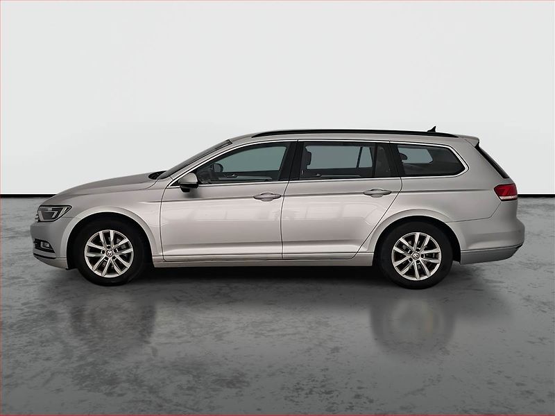Volkswagen Passat (2017) 2.0 TDI, Serv.kniha, Navi - fotka 3 z 16