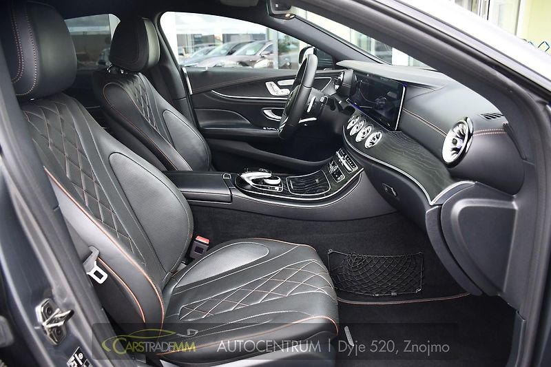 Mercedes-Benz CLS 350d 4MATIC AMG  - fotka 13 z 51